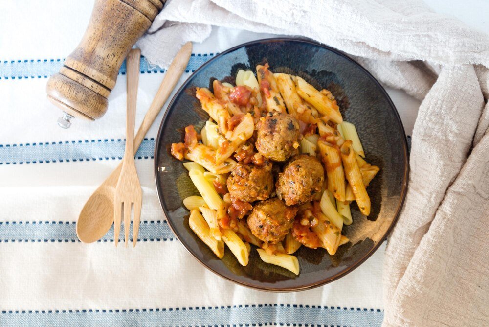 Makaron z chorizo i mascarpone – przepis na kremowe danie